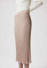 Load image into Gallery viewer, Knit trumpet skirt SIVONNA in beige
