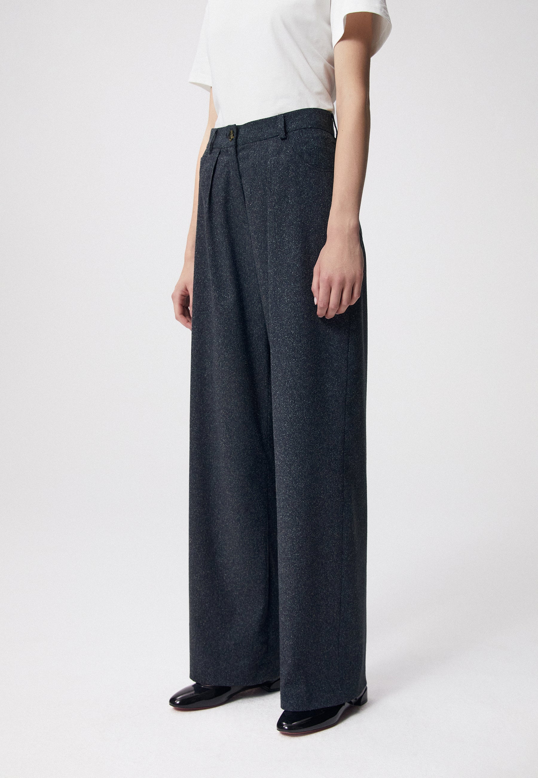 Pleated trousers with loops AROW in navy blue