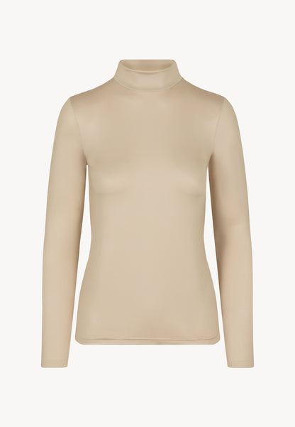 OWAKA beige close-fitting turtleneck