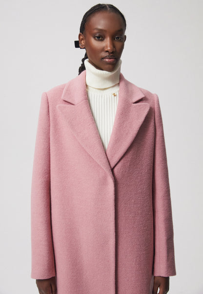 Coat with a logo patch on the back MAXIMA pink