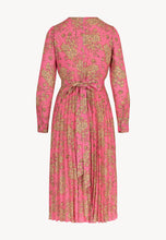 Load image into Gallery viewer, Midi dress with pleated bottom and floral print NYLA pink
