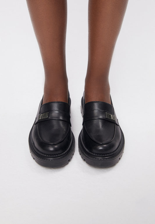 Leather loafers with a strap featuring a metal logo OSBY black