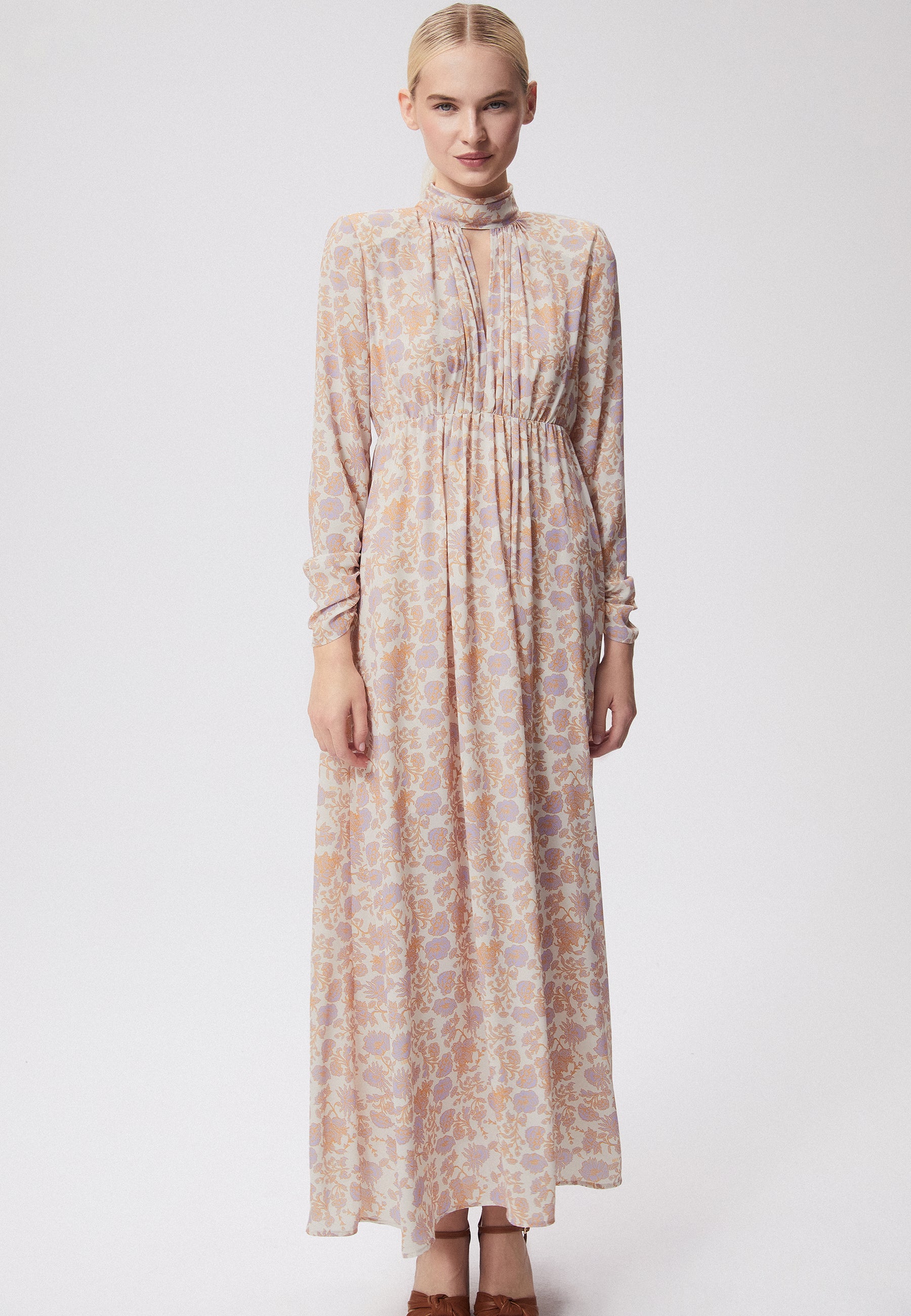 Maxi dress with floral print SIVAS in cream