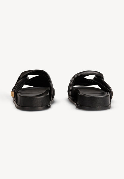 Leather slippers with decorative intertwining LYNN black