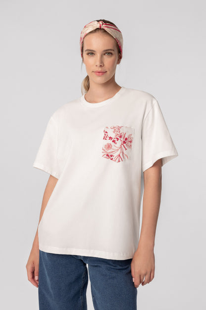 T-shirt oversize with floral pocket POCKET cream