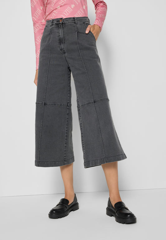 Culotte-style denim pants DOZAMI in grey