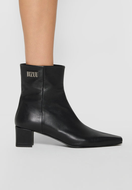 Black leather women's boots with logo JULIMES