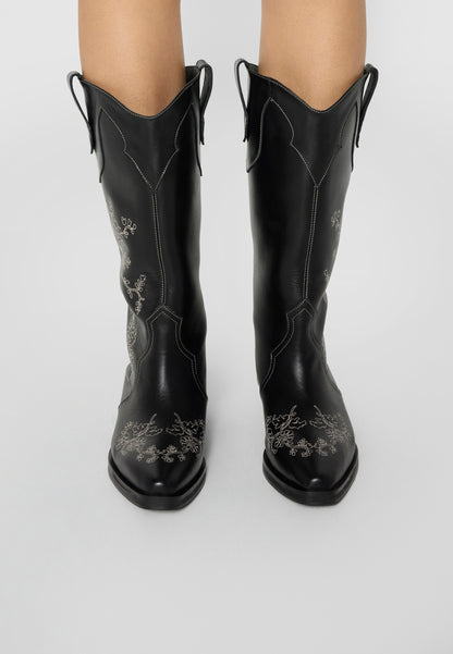 Women's cowboy boots with unique floral embroidery JUNIPER black