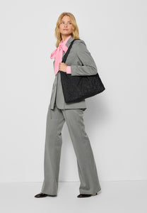 Quilted handbag TRIQA black