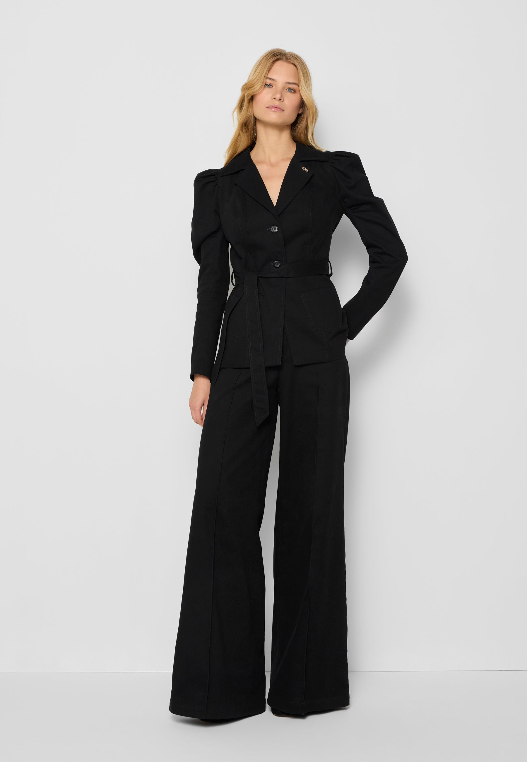 Wide-legged pants NEGRATE black – Bizuu