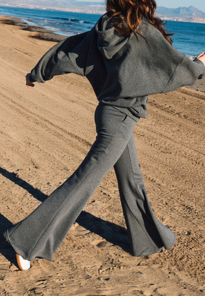 Graphite sweatpants with wide legs TEIA