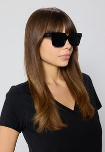 Sunglasses with black frame AVOLA