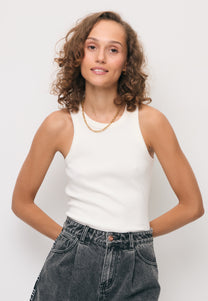 Cream top with bizuu logo ALEXIN