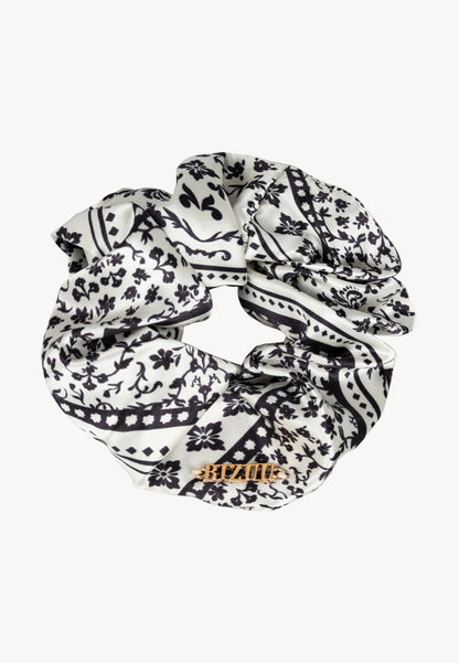 White BANDI silk scrunchie with floral print