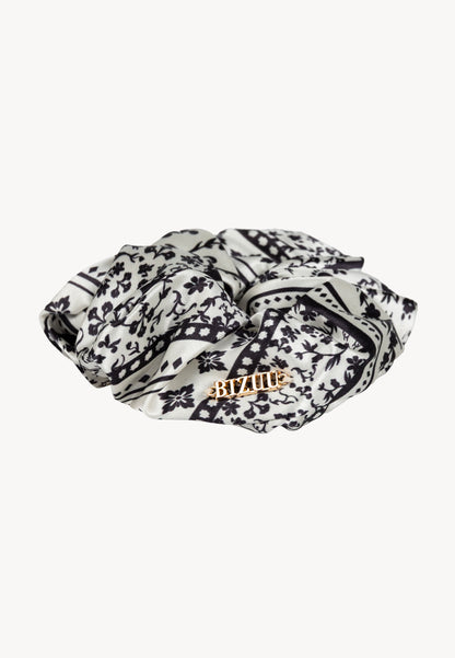 White BANDI silk scrunchie with floral print