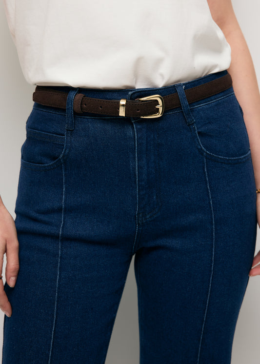 Brown CHANTILLY belt made of suede leather.