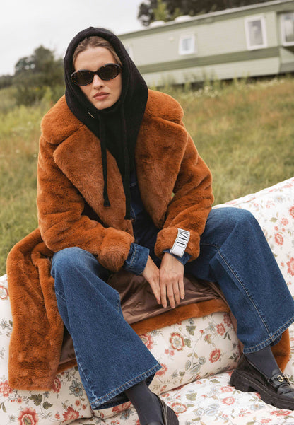 Orange faux fur maxi coat DOLOMITES