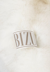 Cream faux fur FLOOFU scarf.