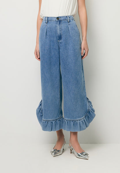 NELLA denim trousers with wide legs and a ruffle detail.