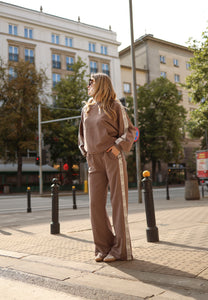 Loose sweatpants with stripes PETRY taupe