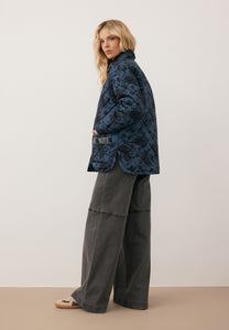 Quilted jacket with original oversized MARIN print in graphite