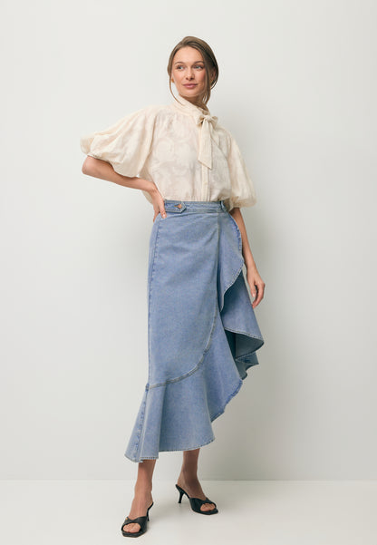 Blue NIIA denim skirt with a ruffle