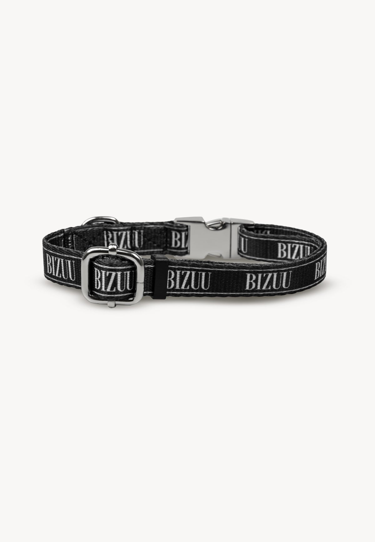 Small black collar with white Bizuu logo on white background, adjustability shown.