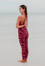 Load image into Gallery viewer, JULIA GIRAFFE high-waisted leggings
