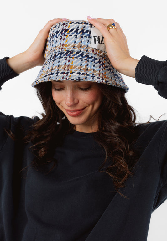 KAPPI blue checked bucket hat