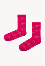 Load image into Gallery viewer, ANDYS fuchsia socks