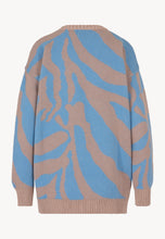 Load image into Gallery viewer, Patterned v-neckline jumper NOZZO in blue