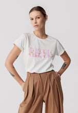 Load image into Gallery viewer, T-shirt with print and rolled cuffs FLORINA white
