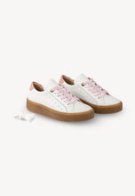 Load image into Gallery viewer, RALLY leather trainers in white
