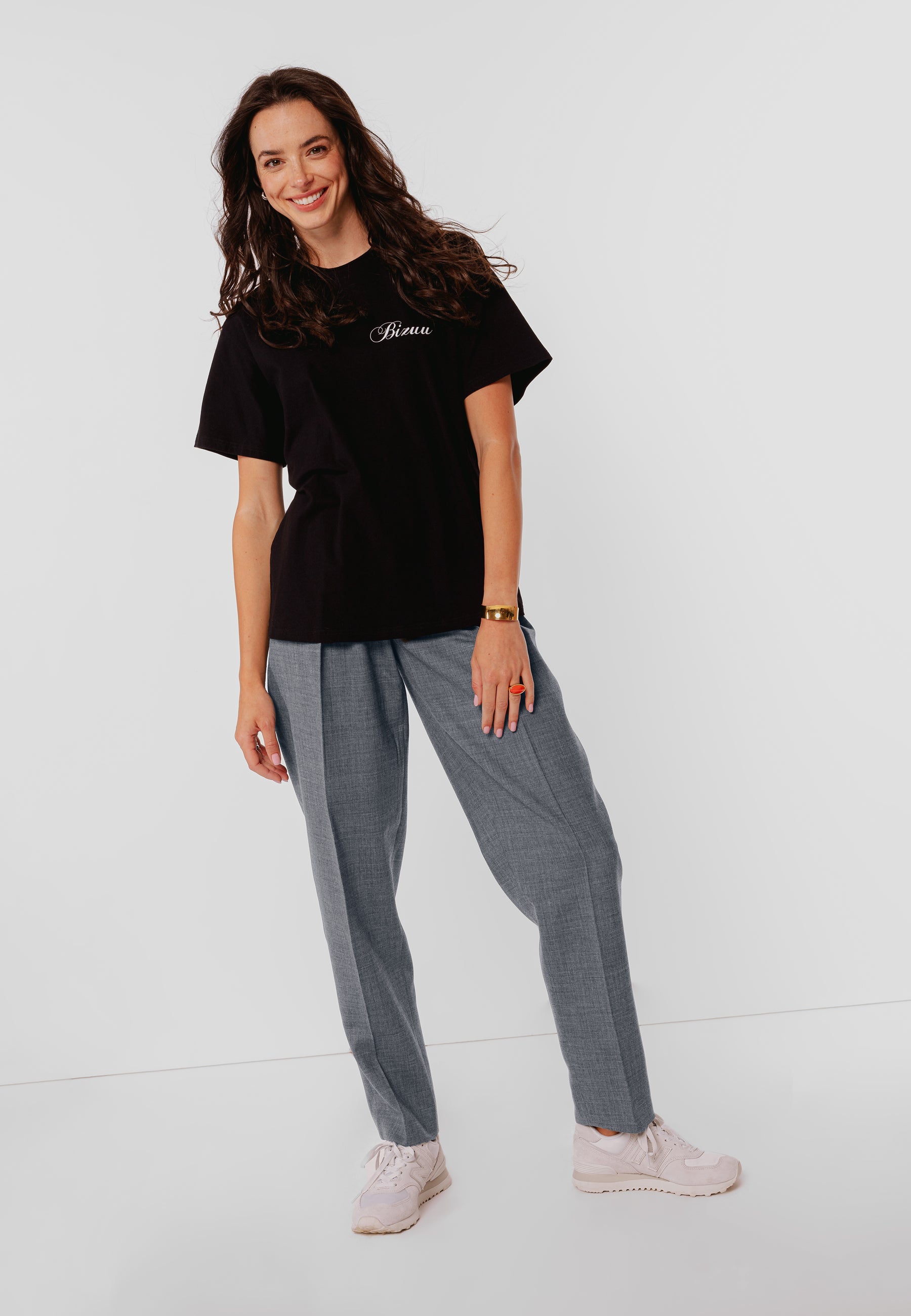 AUKI grey trousers with the pressed crease