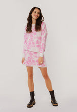 Load image into Gallery viewer, REMPARTS pink knitted skirt in a floral pattern